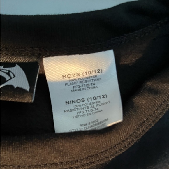 Size 10/12 BOYS PJ’s BATMAN - Picture 3 of 5